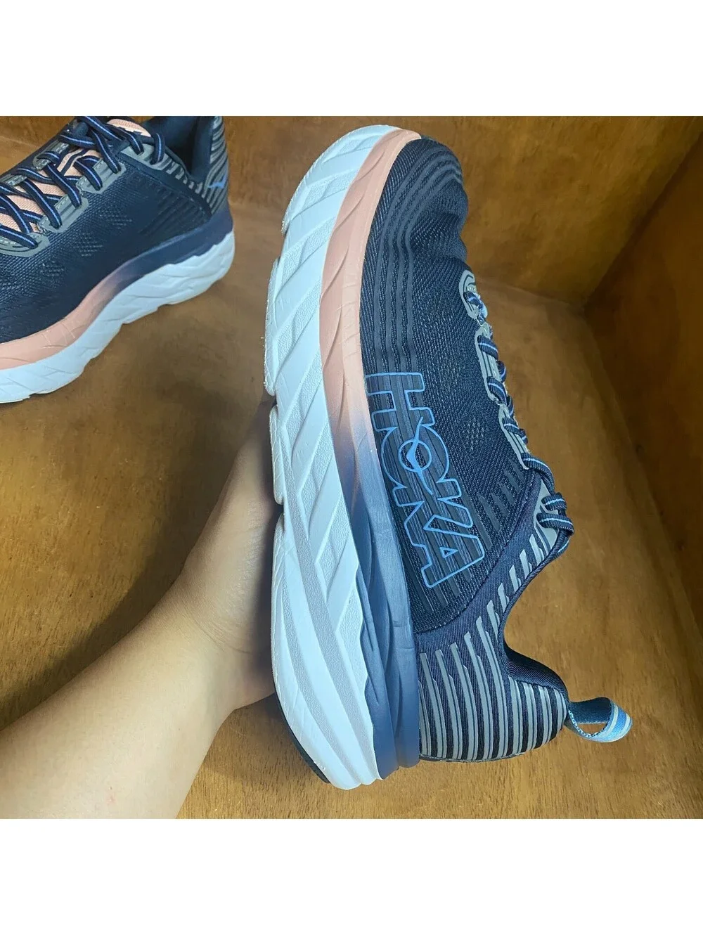 Hoka One One Bondi 6 Wide Running Shoes Womens Size 9.5 D Blue 1019272 MIDP